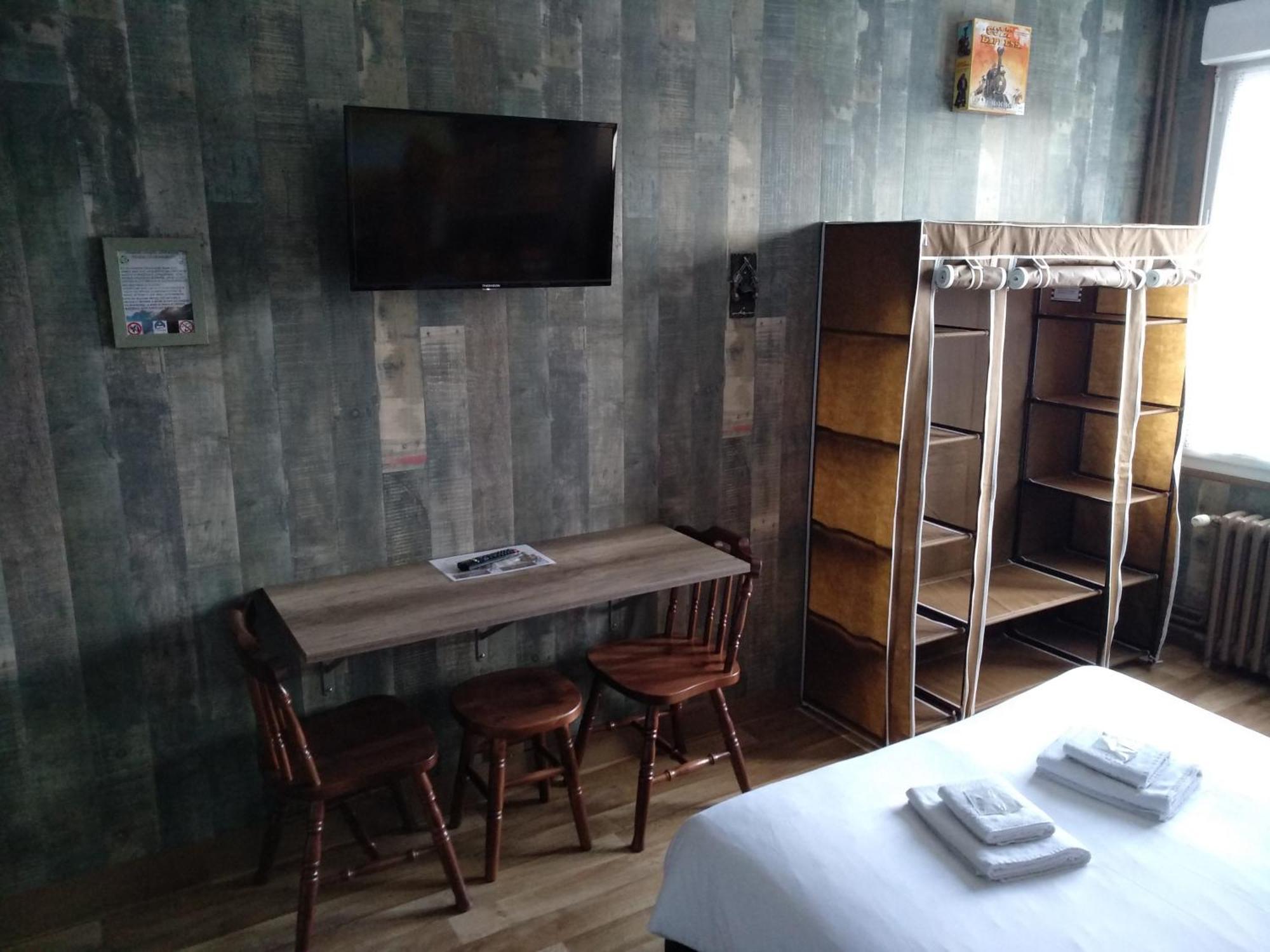 Hotel Angelys Ploërmel Habitación foto